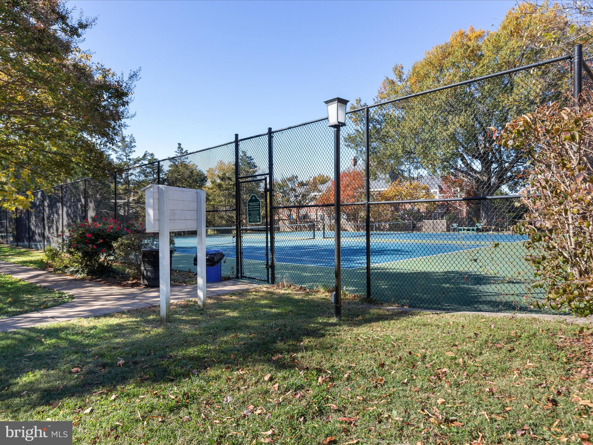 FAIRLINGTON MEADOWS - Residential