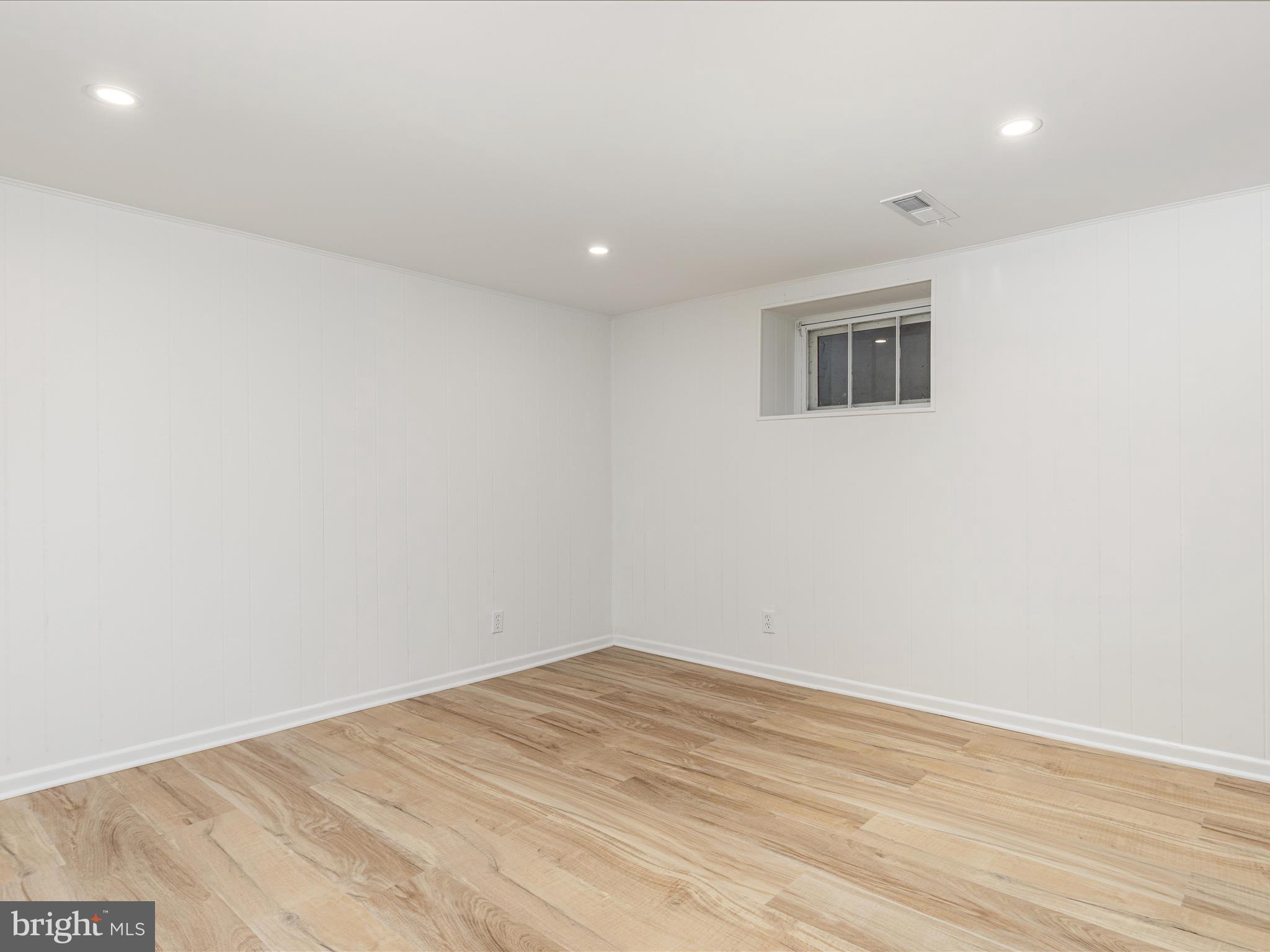 FAIRLINGTON MEADOWS - Residential