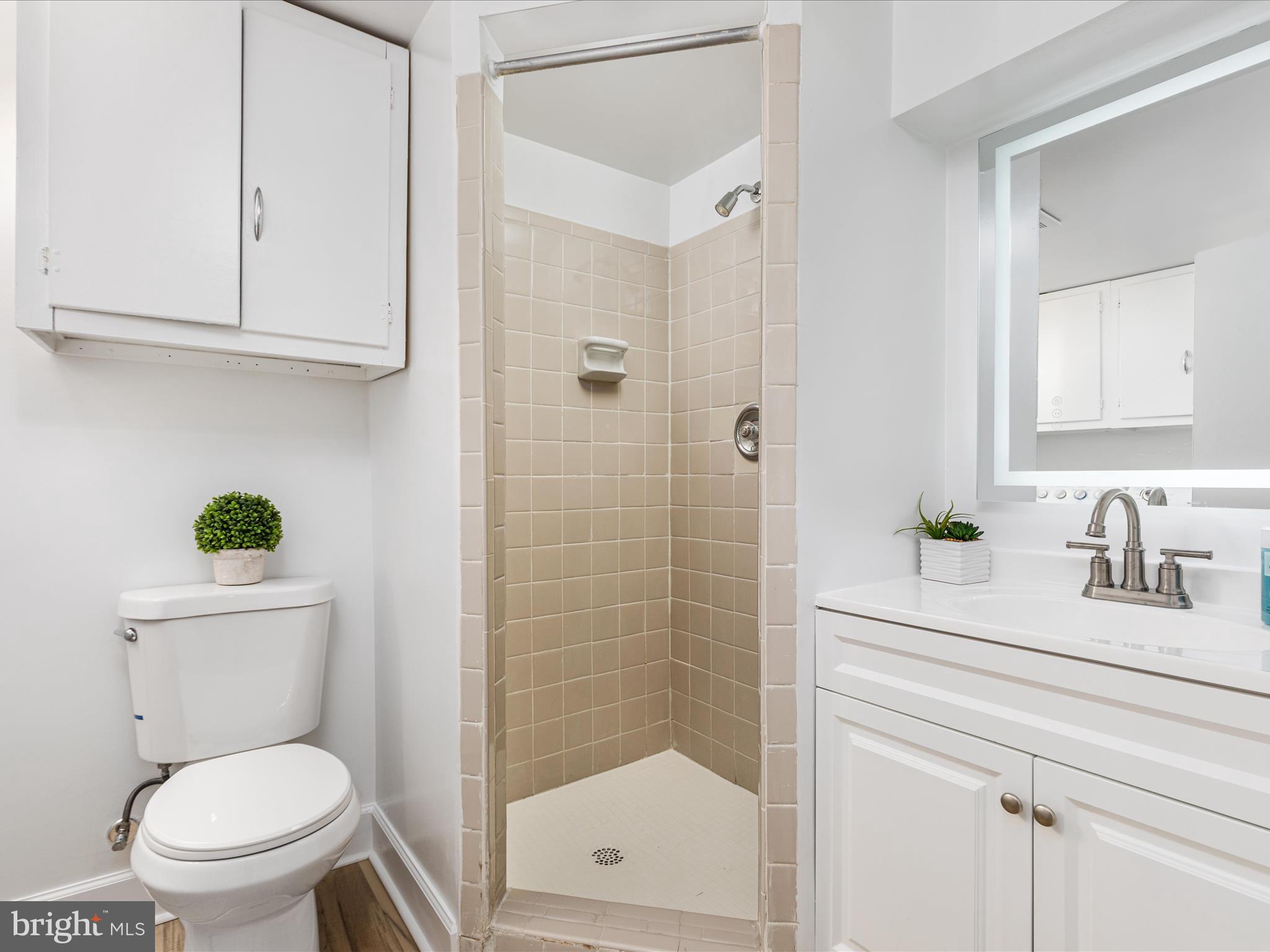 FAIRLINGTON MEADOWS - Residential