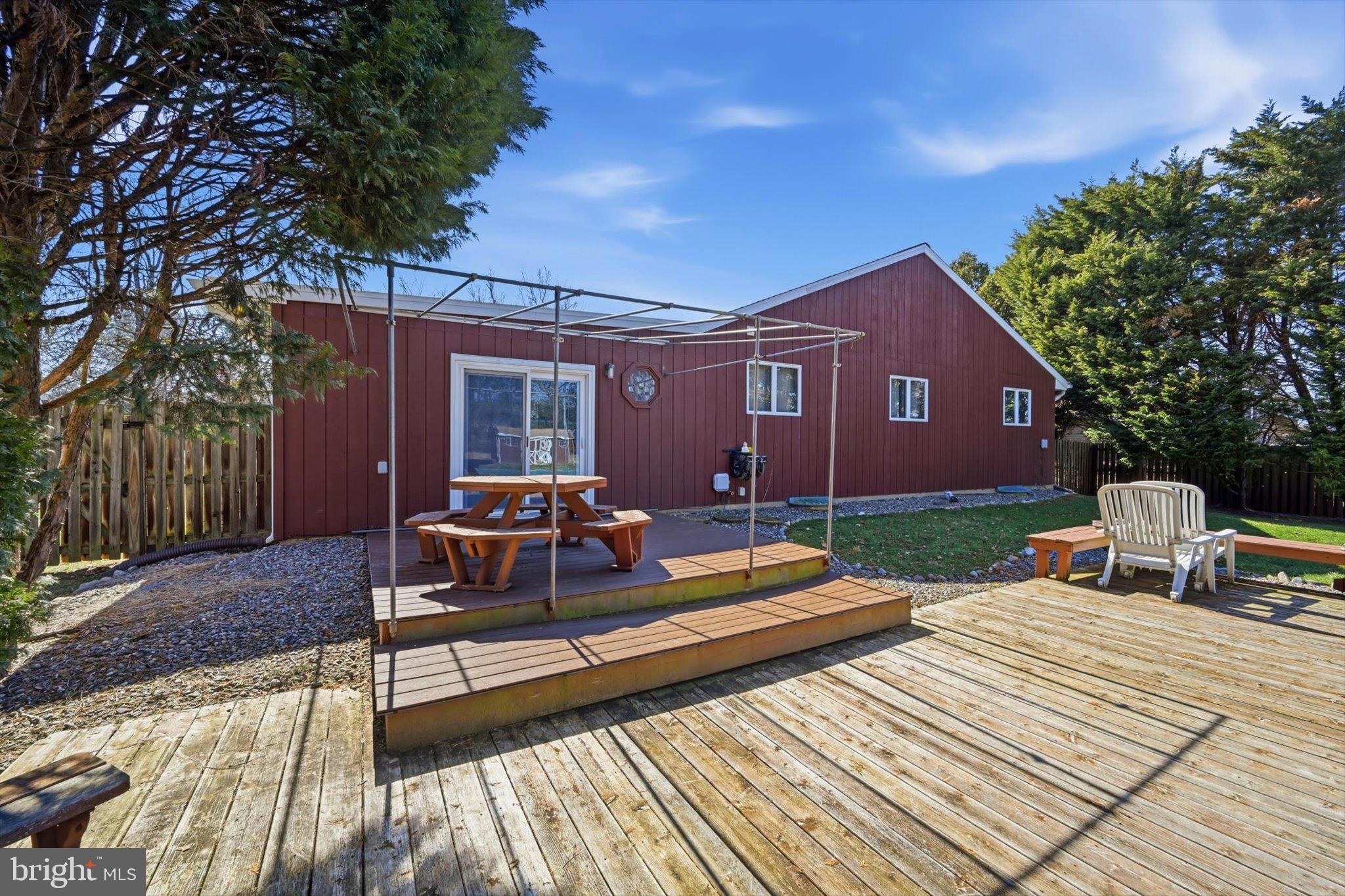 WELLINGTON DOWNES - Residential