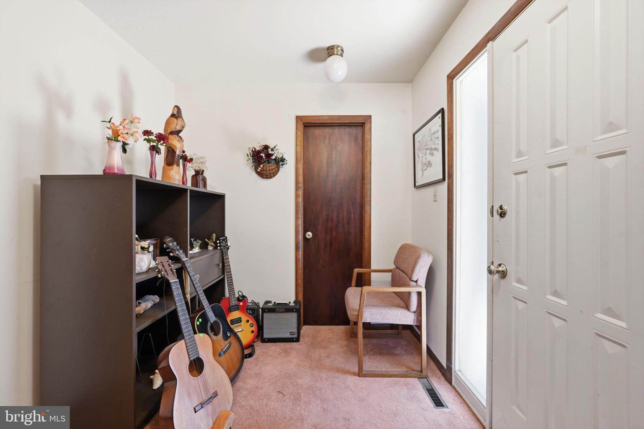 WELLINGTON DOWNES - Residential