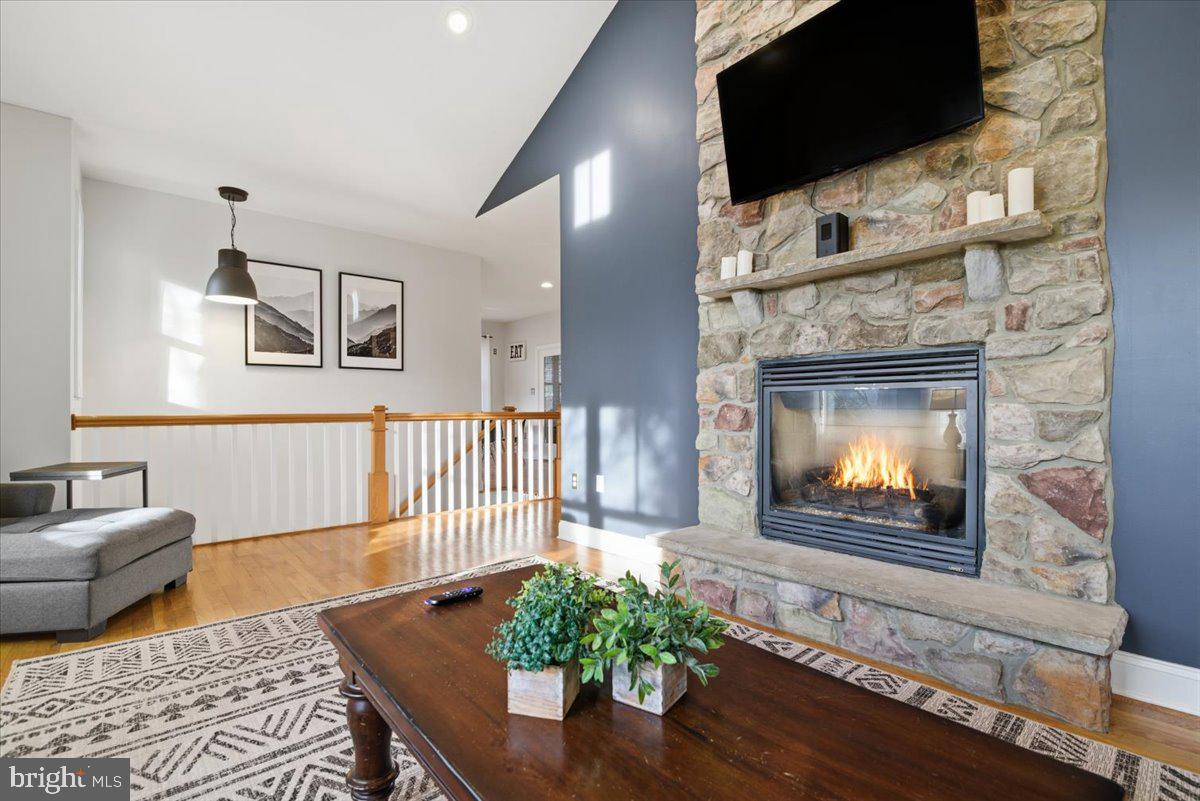 LAURELWOODS II - Residential