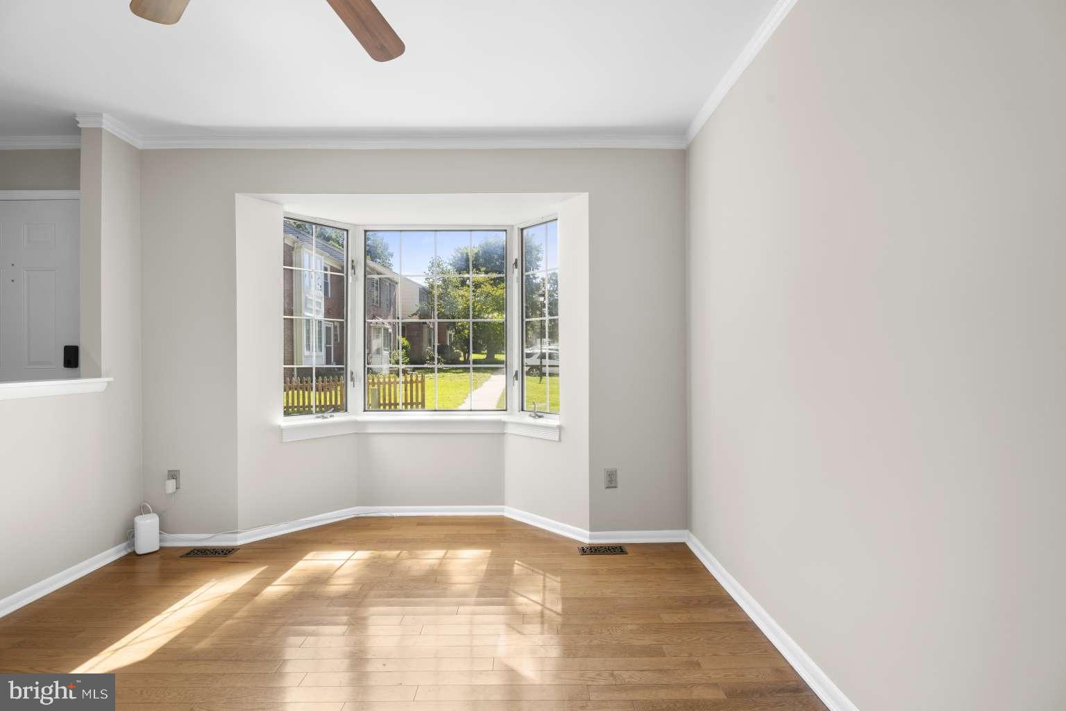 32 MILLBRIDGE COURT