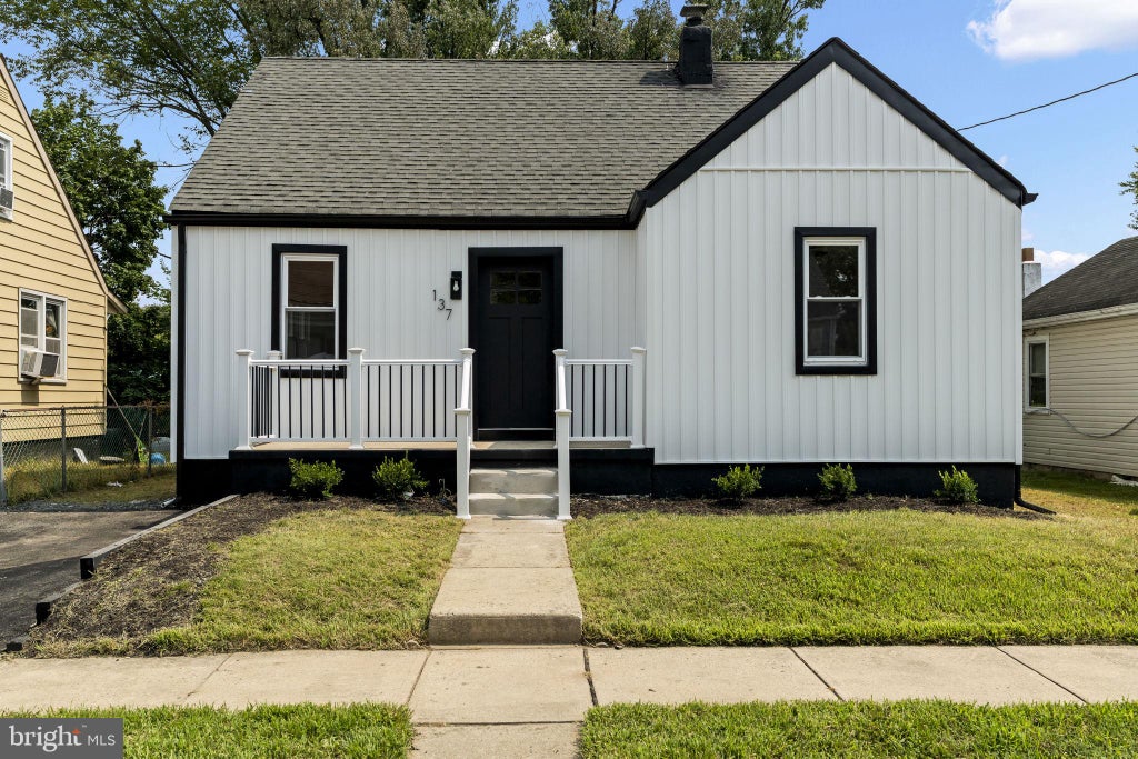 Photo of 137 Ardsley Ave, TRENTON, NJ 08638 (MLS # NJME2082478)
