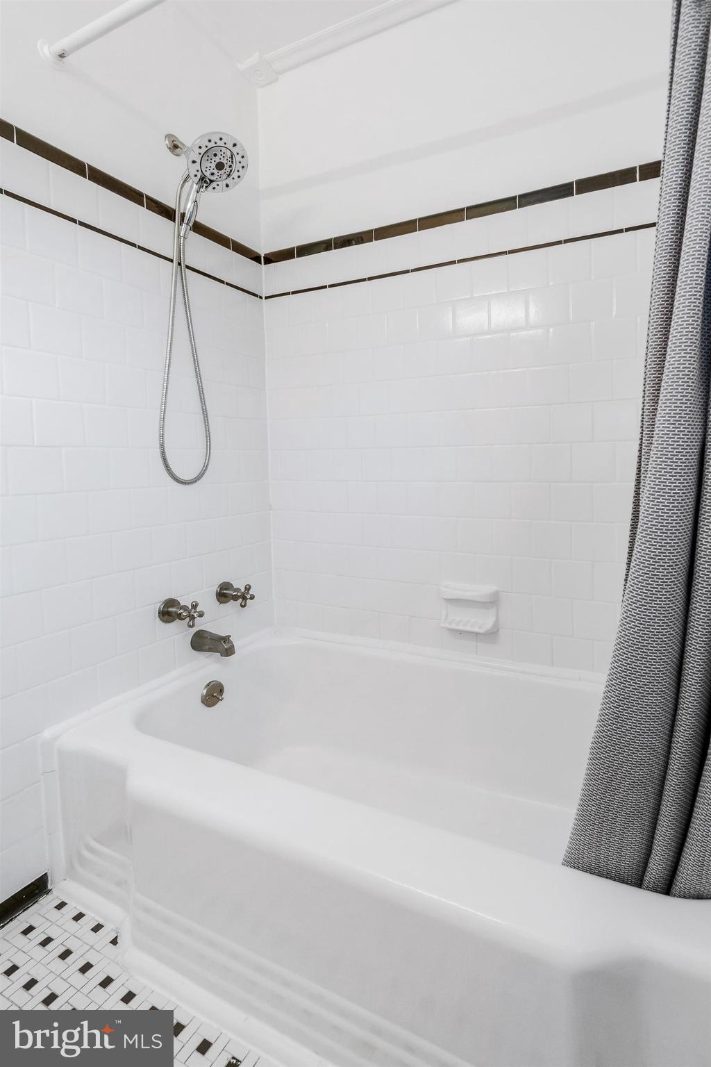 RIDGELEIGH - Residential