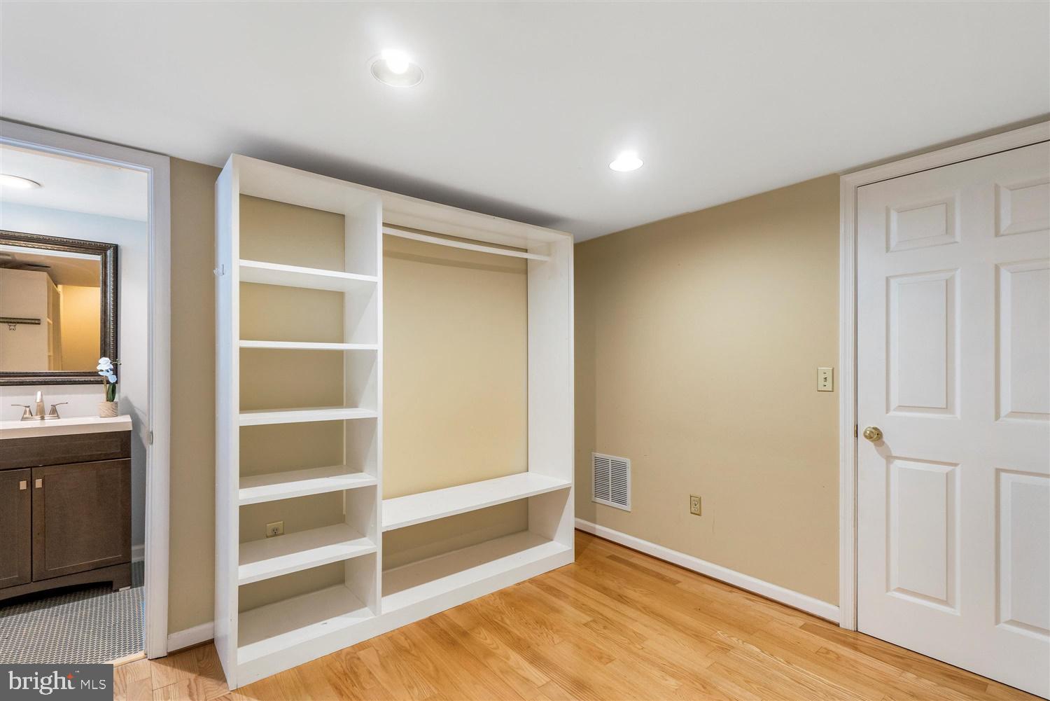 RIDGELEIGH - Residential