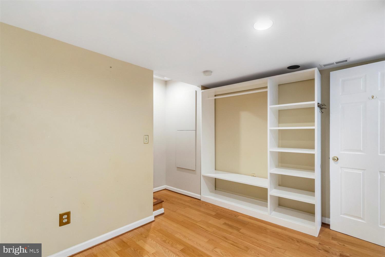 RIDGELEIGH - Residential