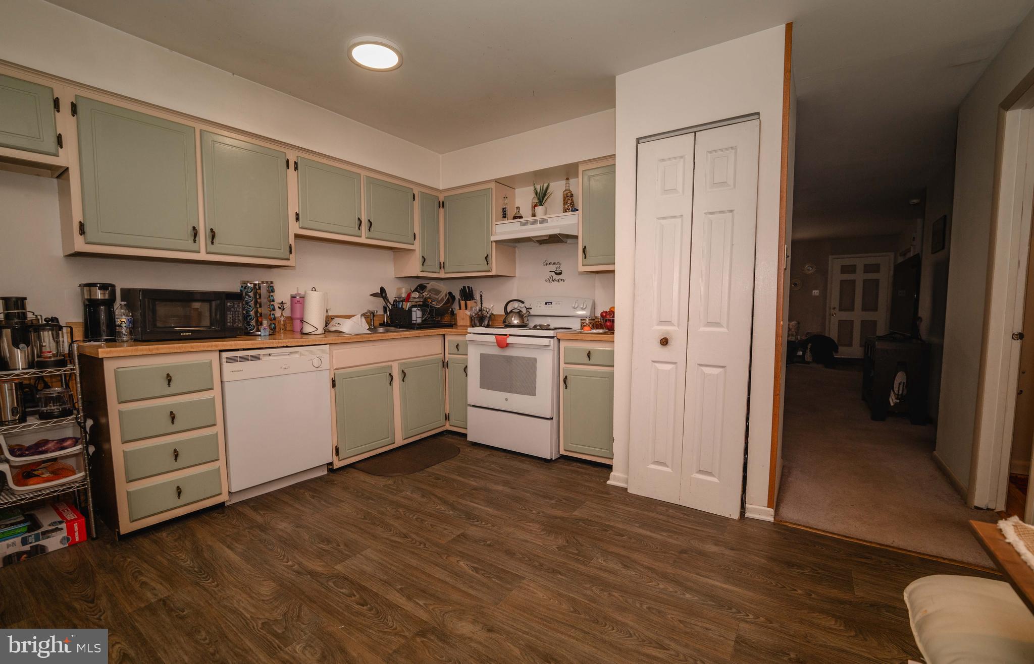 WALNUT RIDGE ESTS - Residential