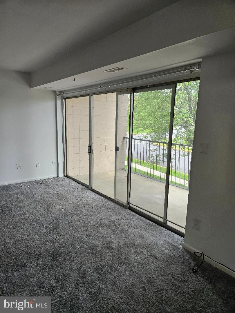 FRENCHMANS CREEK - Residential Lease