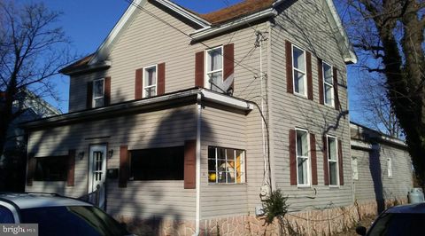 326 PINE STREET CRISFIELD MD 21817