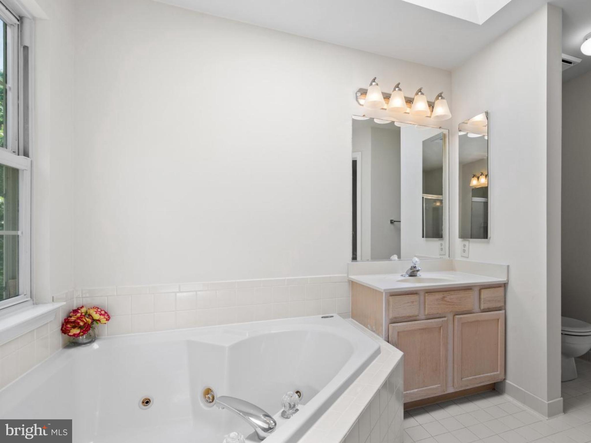 WOOD POINTE - Residential