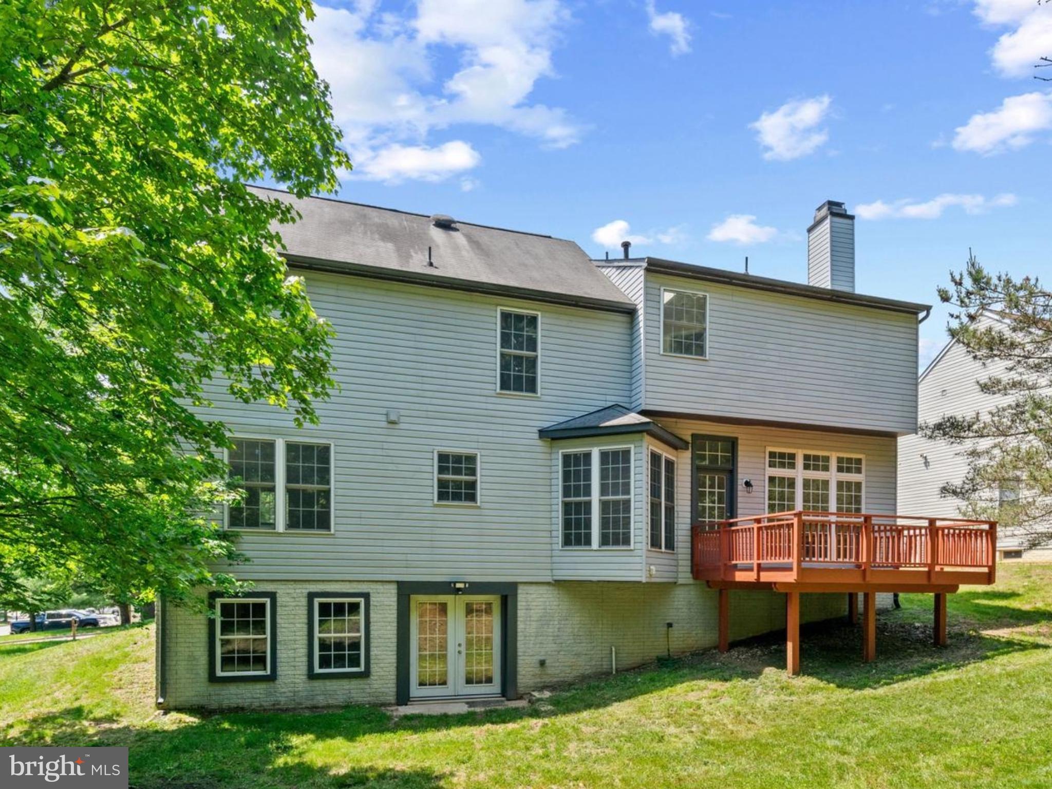 WOOD POINTE - Residential