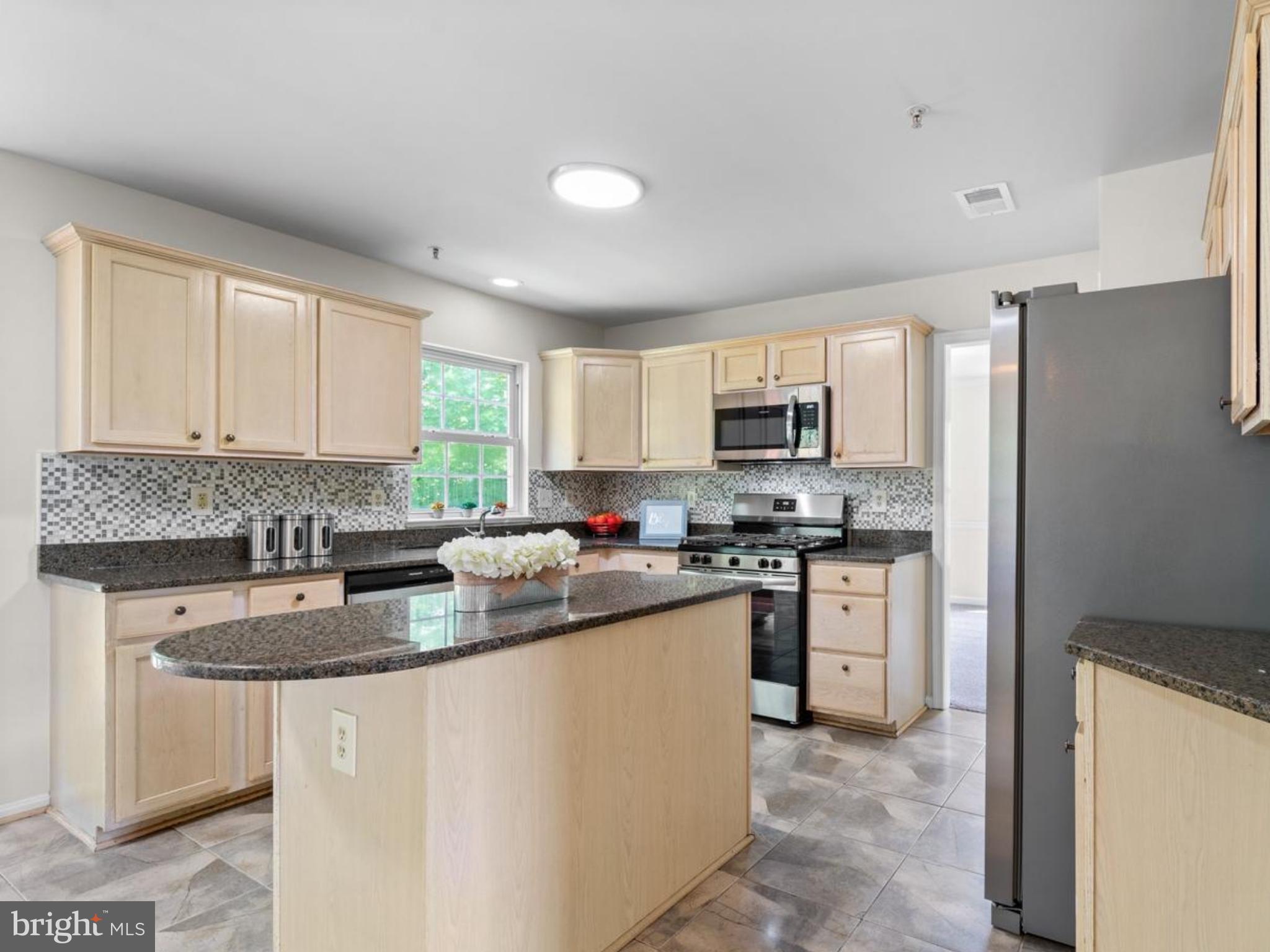 WOOD POINTE - Residential