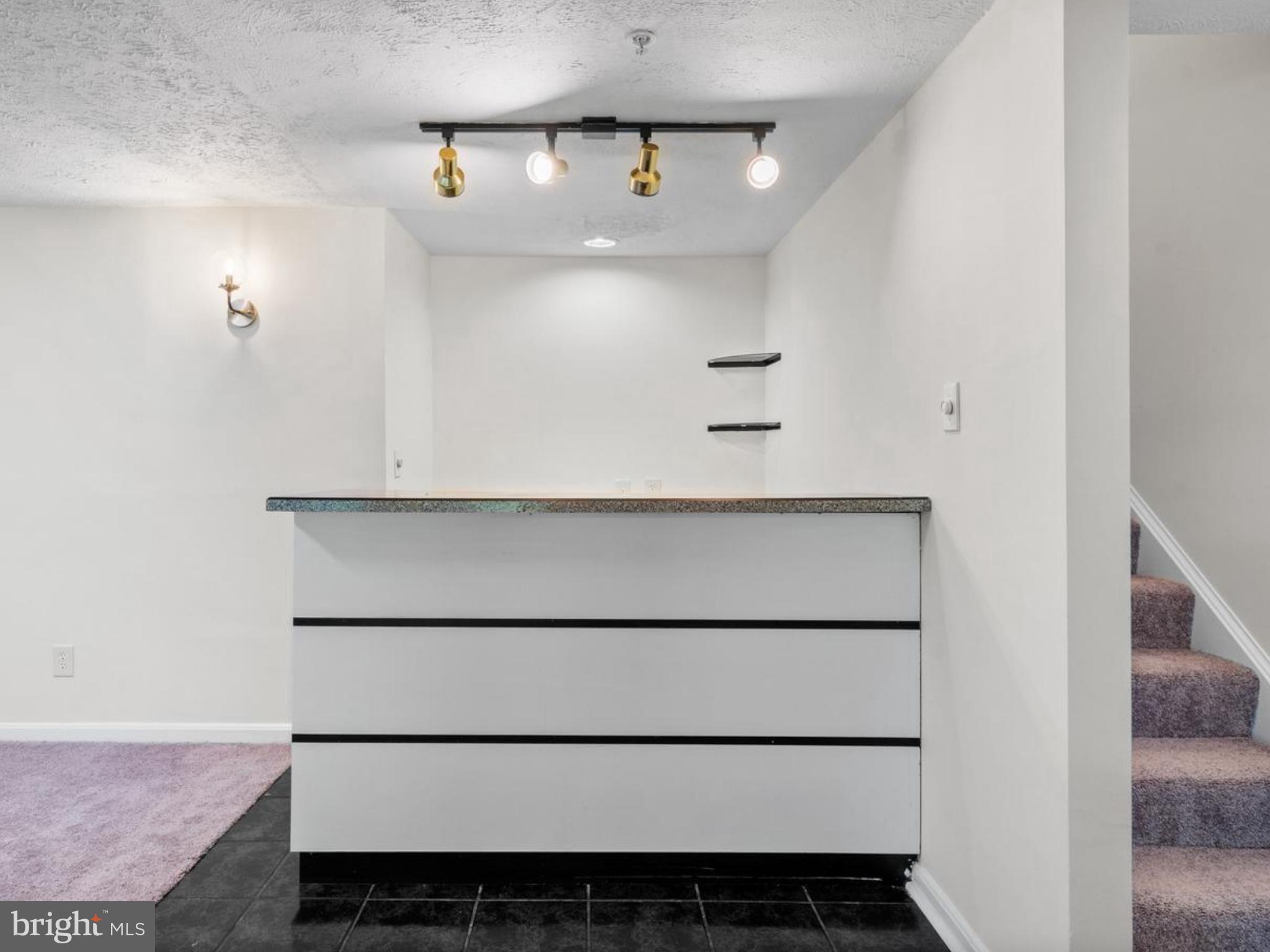 WOOD POINTE - Residential