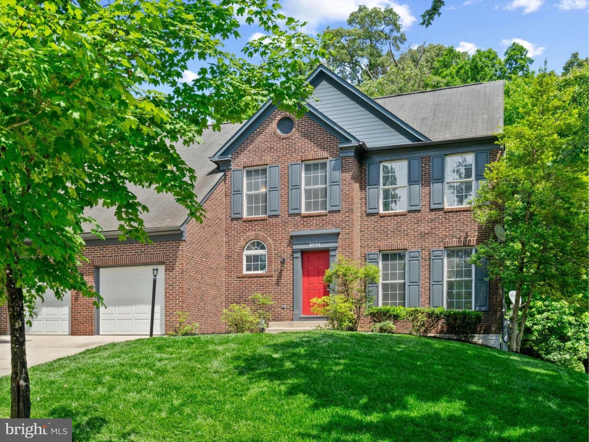 WOOD POINTE - Residential