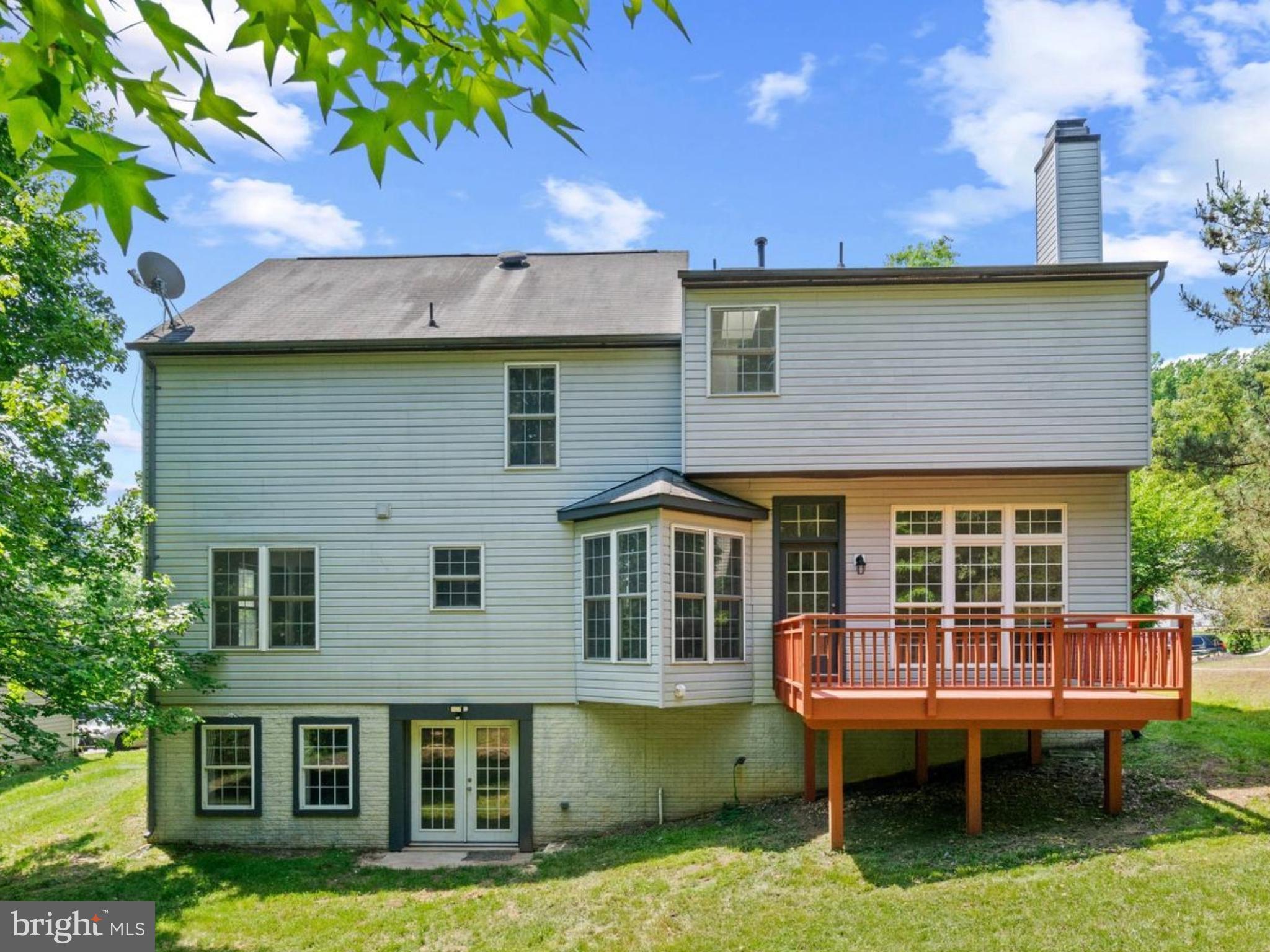 WOOD POINTE - Residential