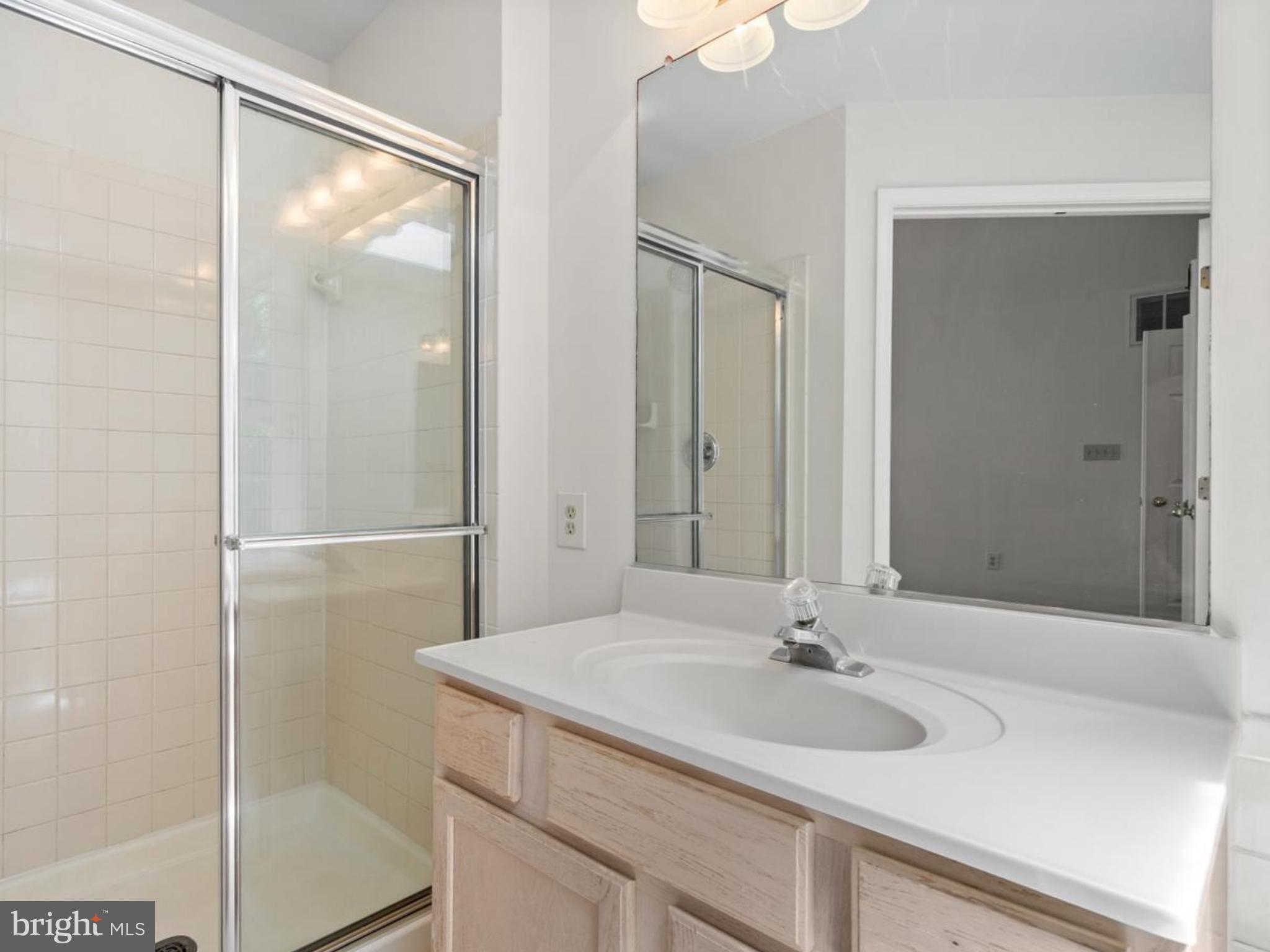 WOOD POINTE - Residential