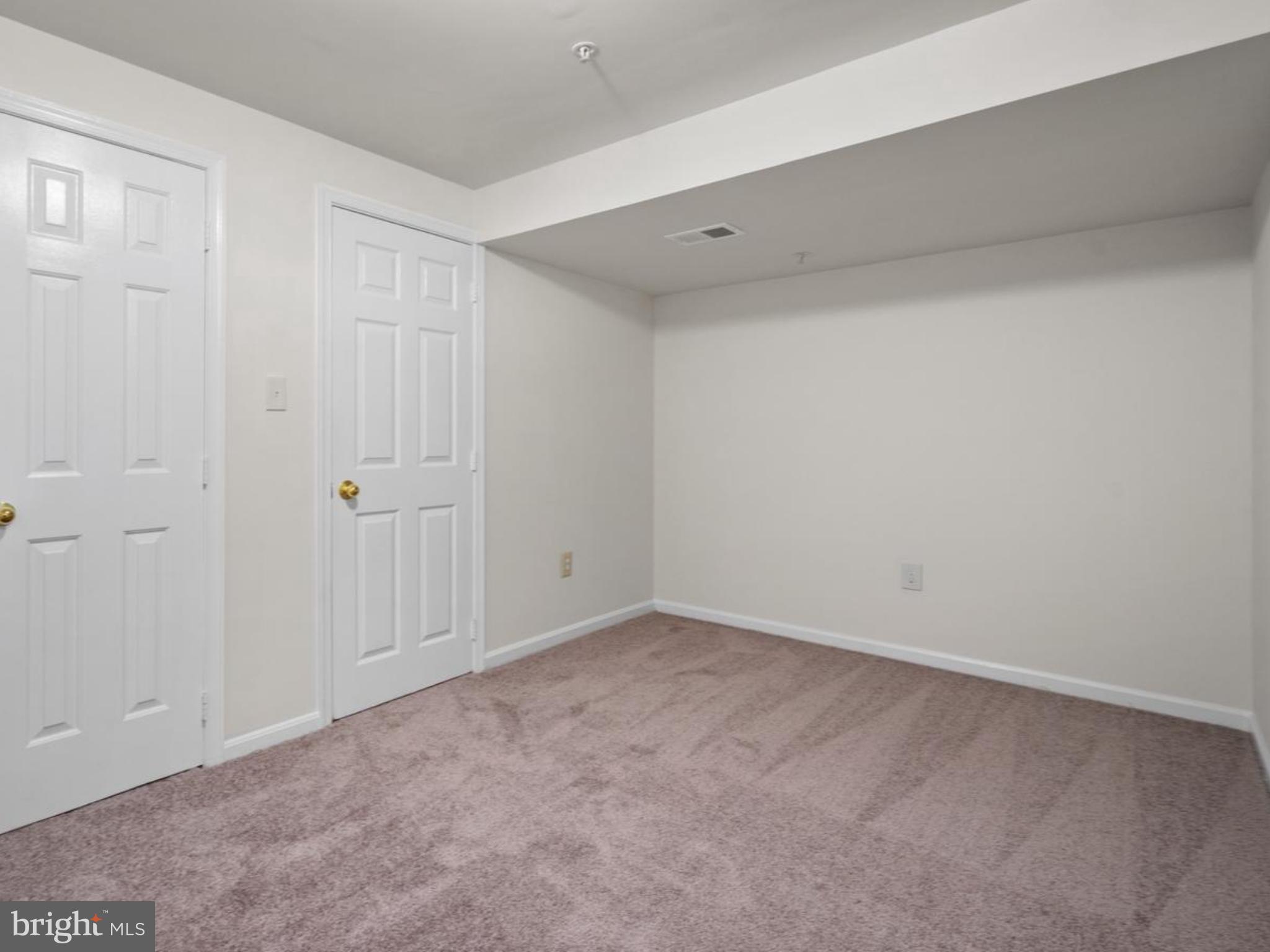 WOOD POINTE - Residential