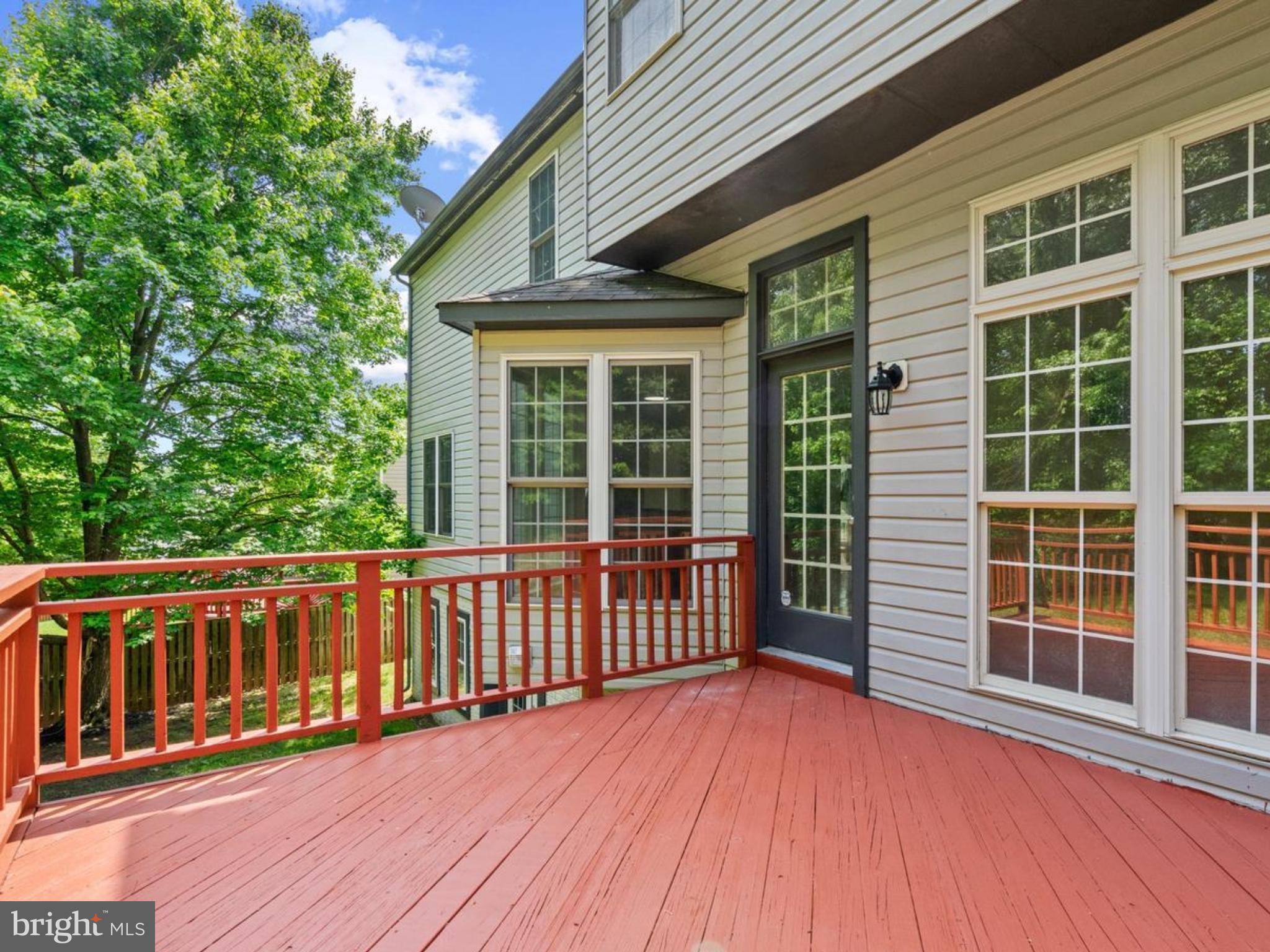 WOOD POINTE - Residential