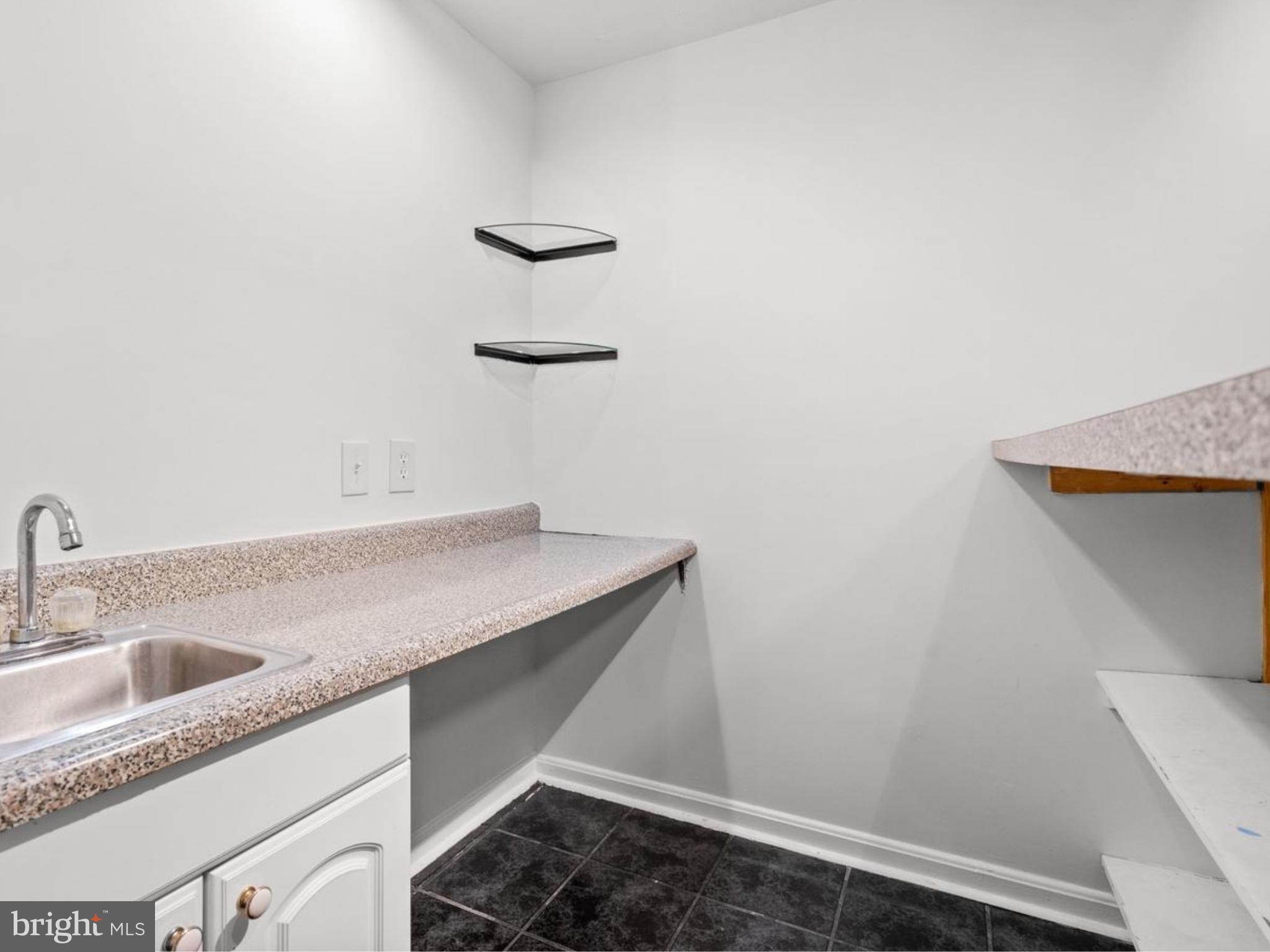 WOOD POINTE - Residential