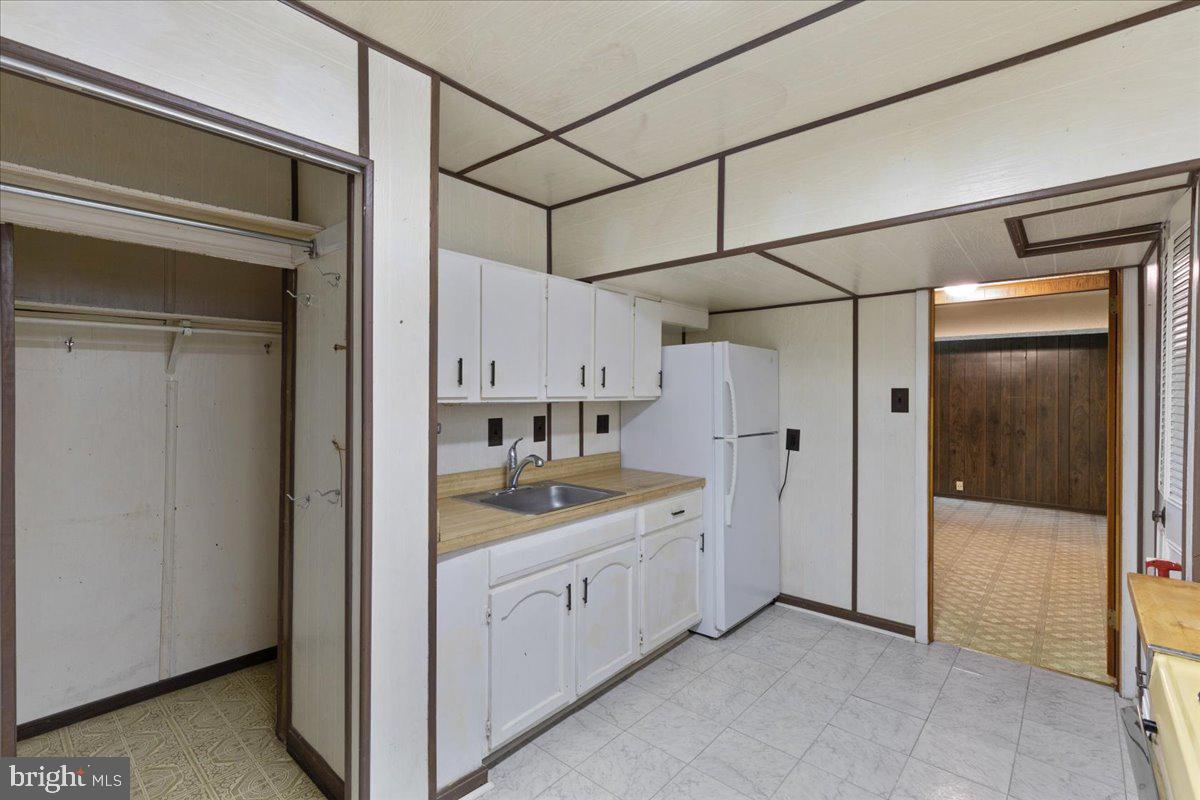 FULTON ESTATES - Residential