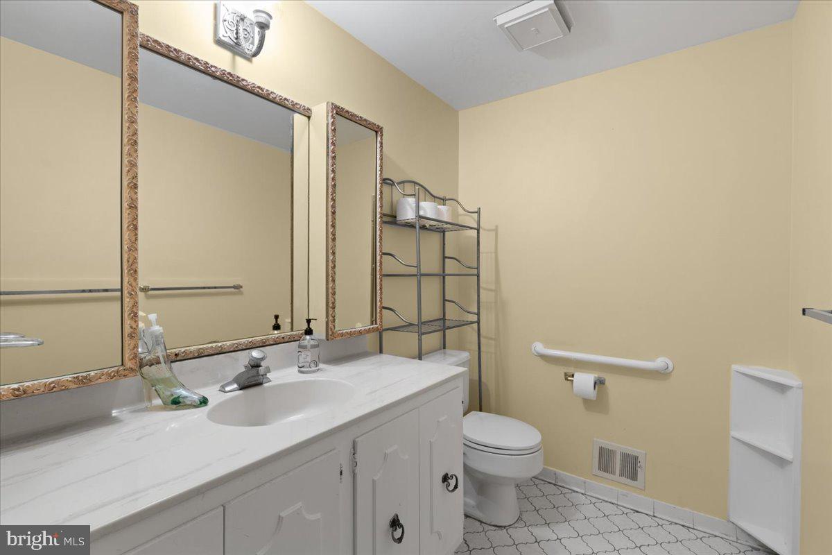 FULTON ESTATES - Residential