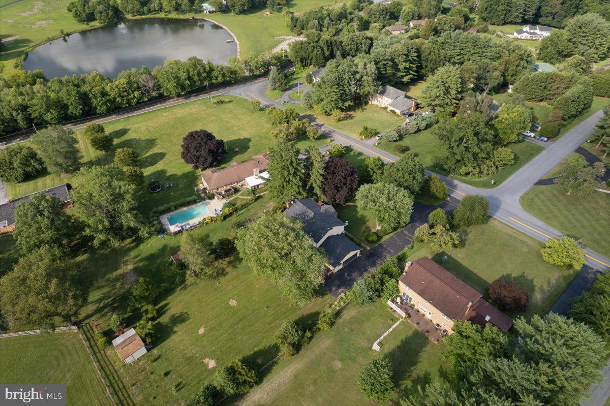 FULTON ESTATES - Residential