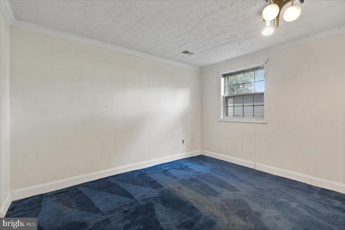 FULTON ESTATES - Residential