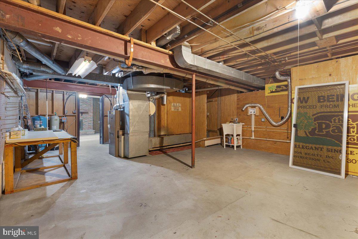 FULTON ESTATES - Residential