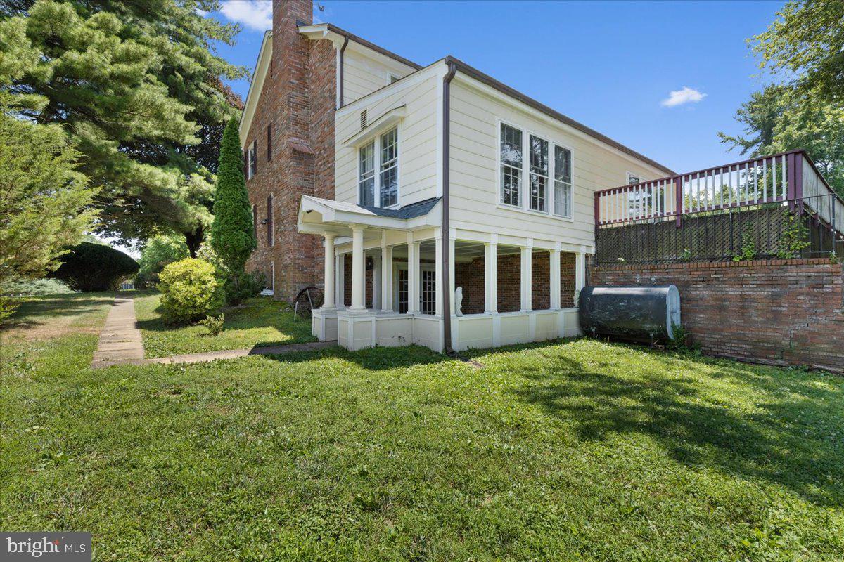 FULTON ESTATES - Residential