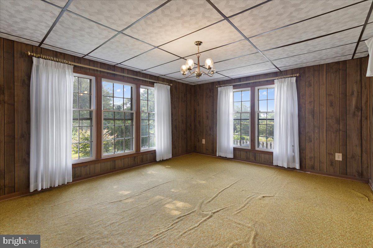 FULTON ESTATES - Residential