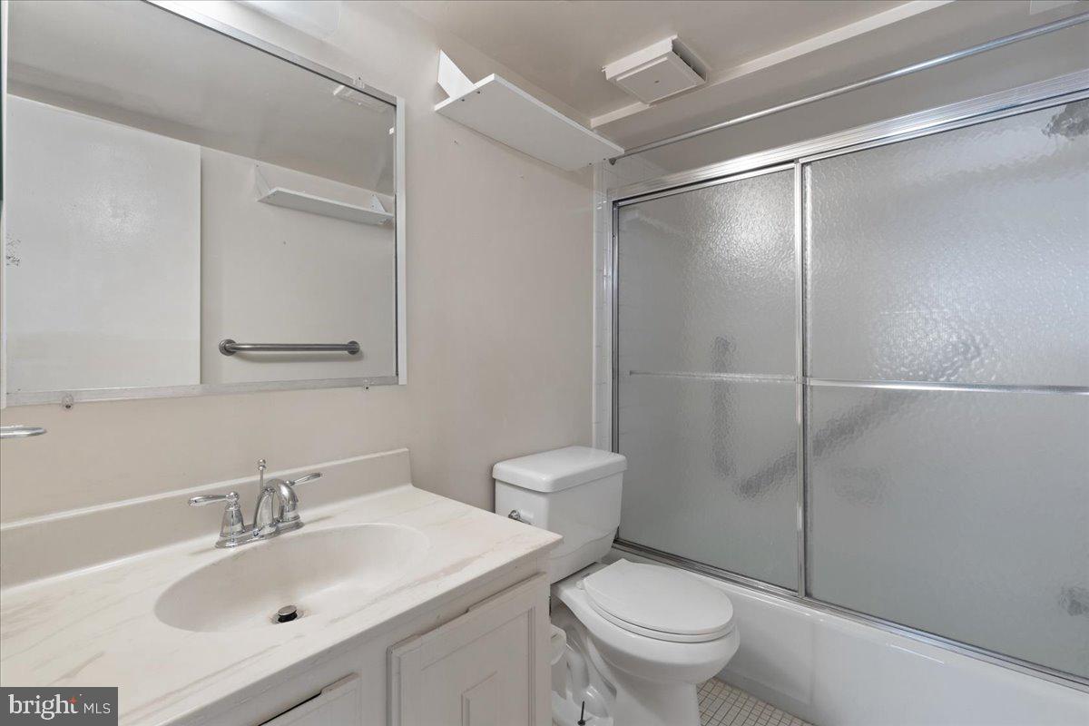 FULTON ESTATES - Residential