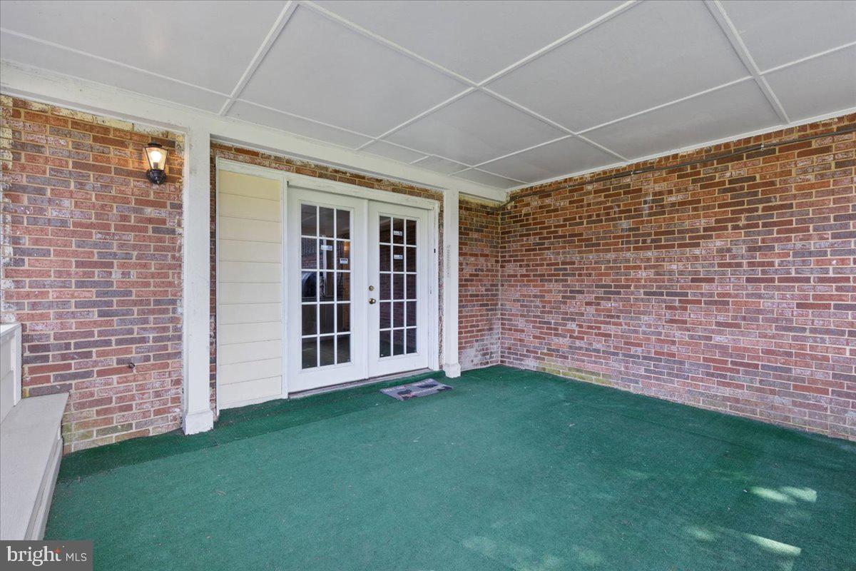 FULTON ESTATES - Residential