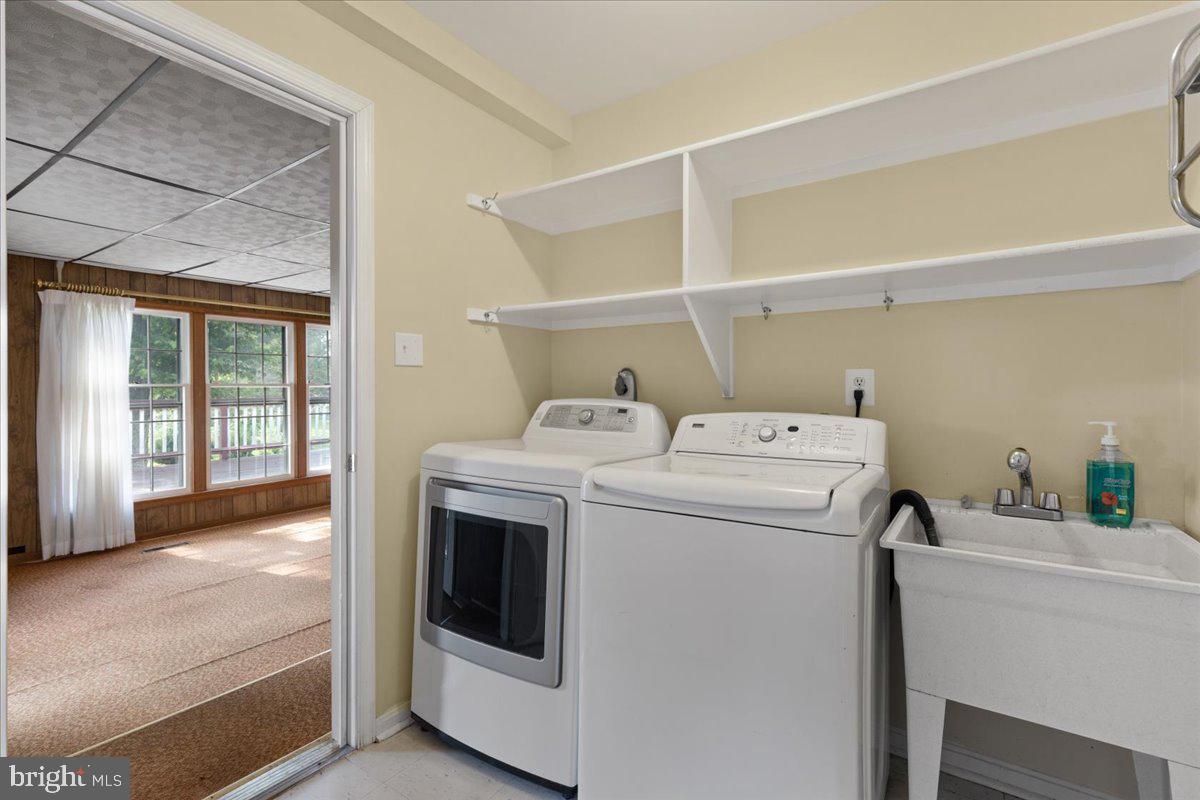 FULTON ESTATES - Residential