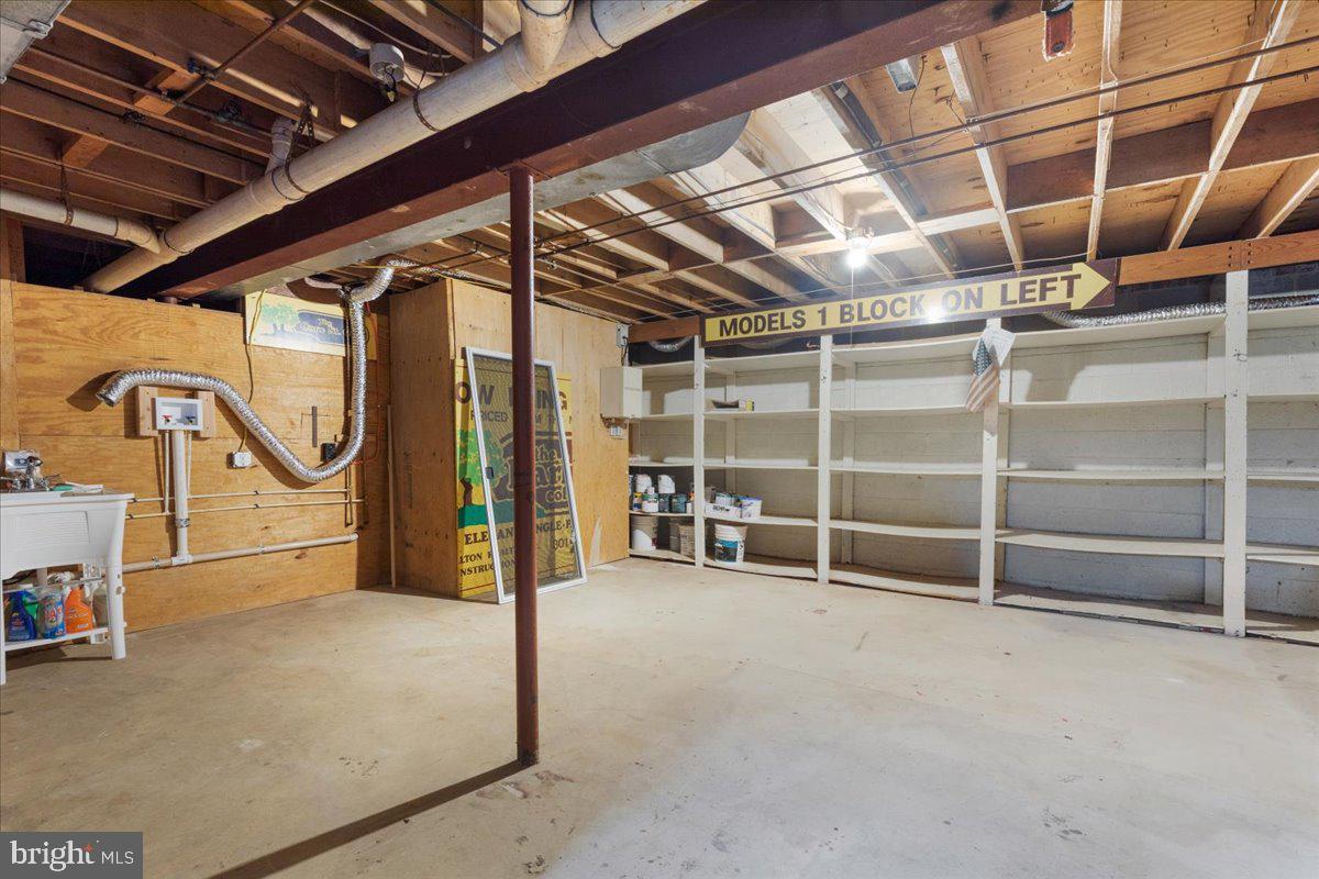 FULTON ESTATES - Residential