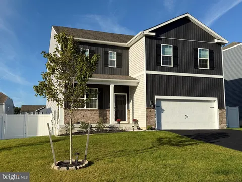 13 Outsail Avenue, Barnegat, NJ MLS: NJOC2037906