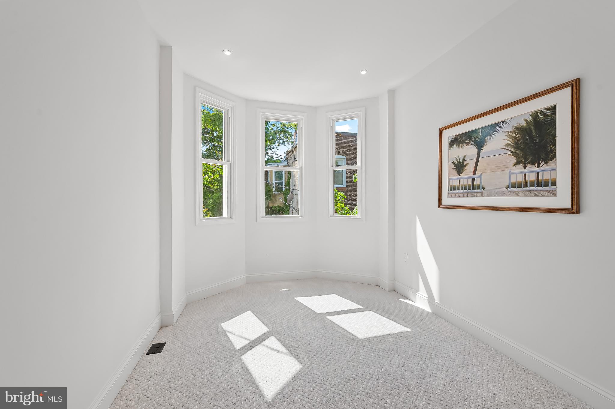 SANDTOWN-WINCHESTER - Residential