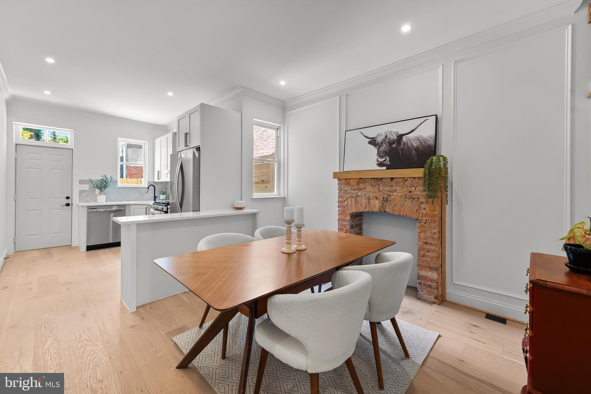 SANDTOWN-WINCHESTER - Residential