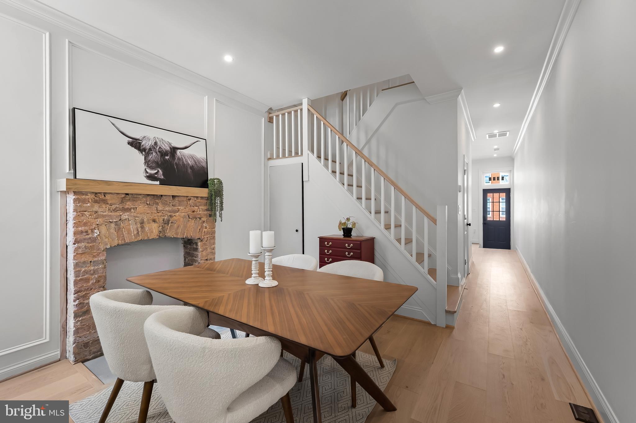 SANDTOWN-WINCHESTER - Residential