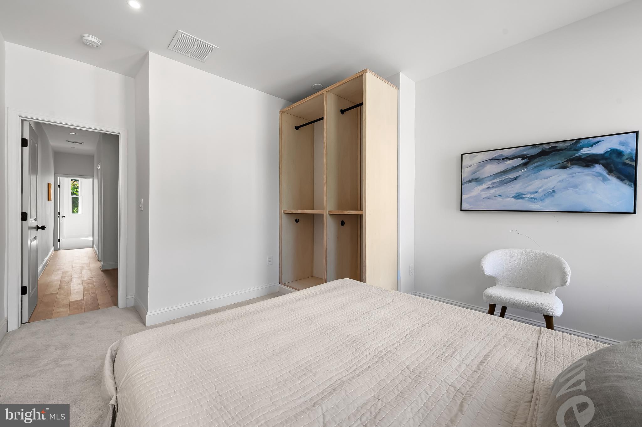 SANDTOWN-WINCHESTER - Residential