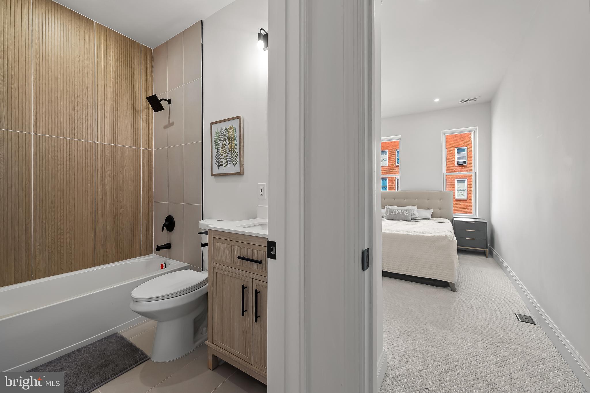 SANDTOWN-WINCHESTER - Residential
