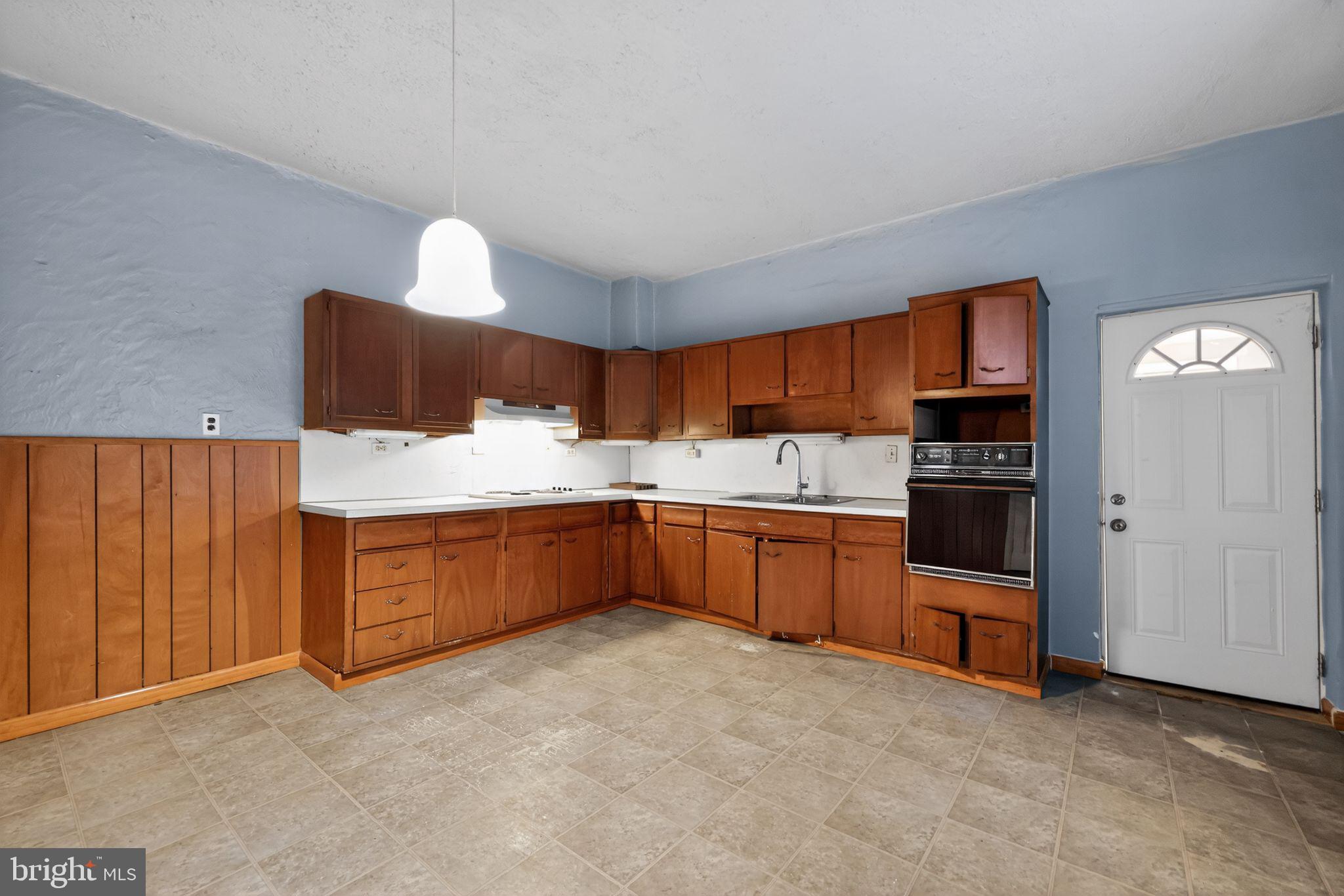 GERMANTOWN - Residential