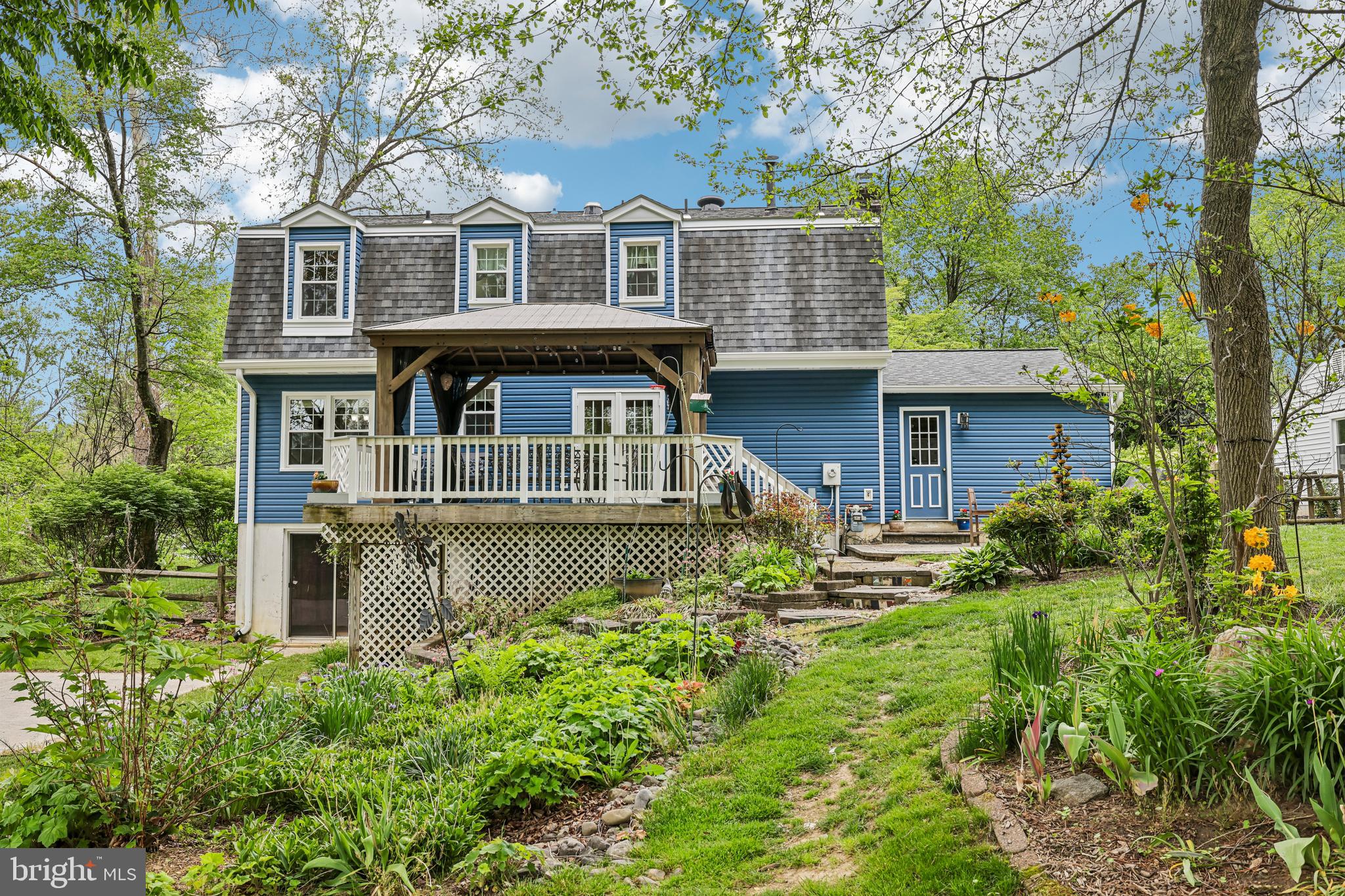 WILDE LAKE - Residential