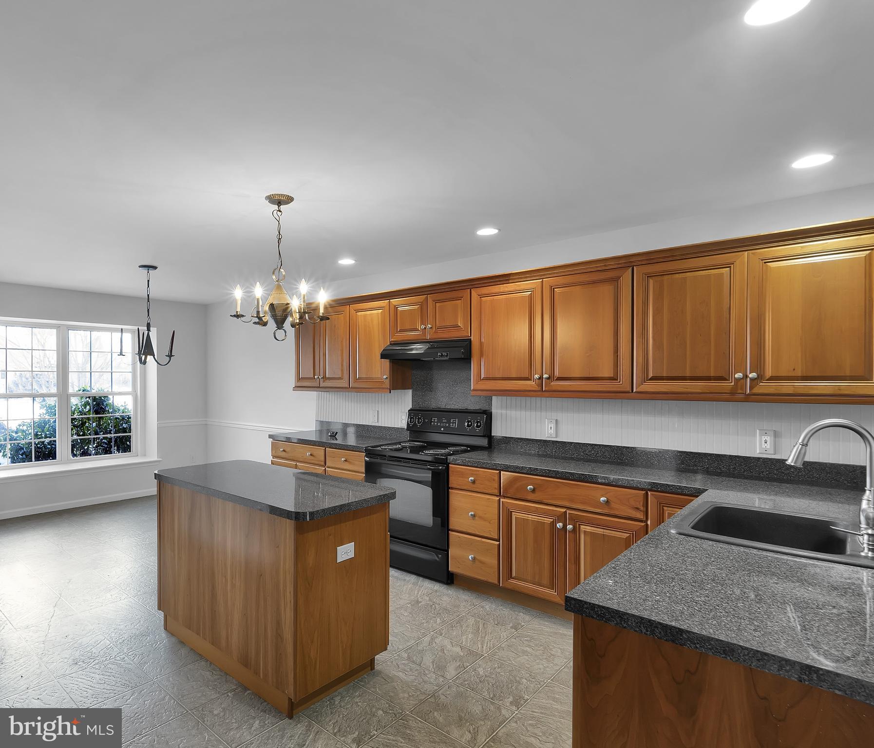 ROLLING MEADOWS - Residential