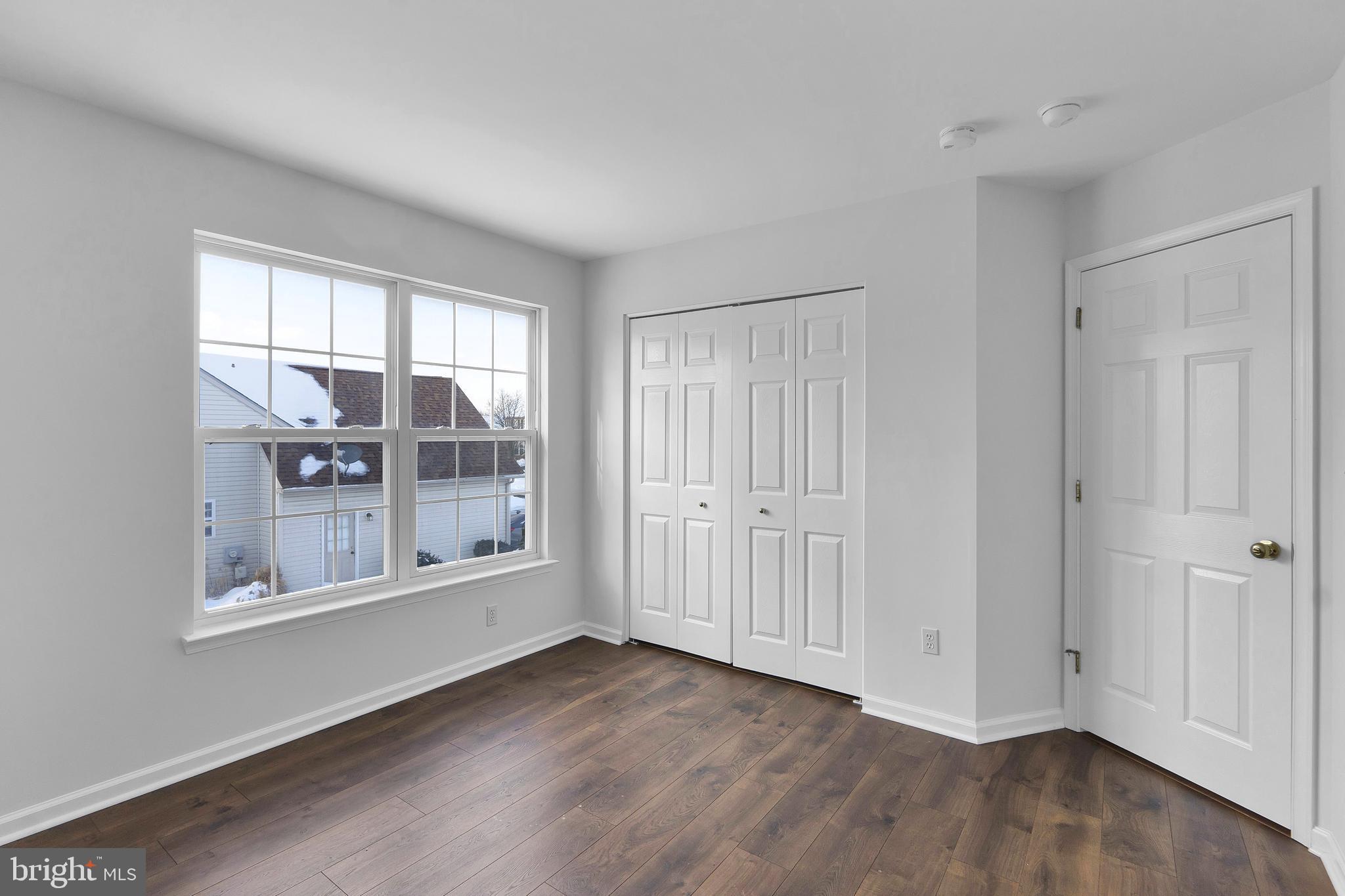 ROLLING MEADOWS - Residential