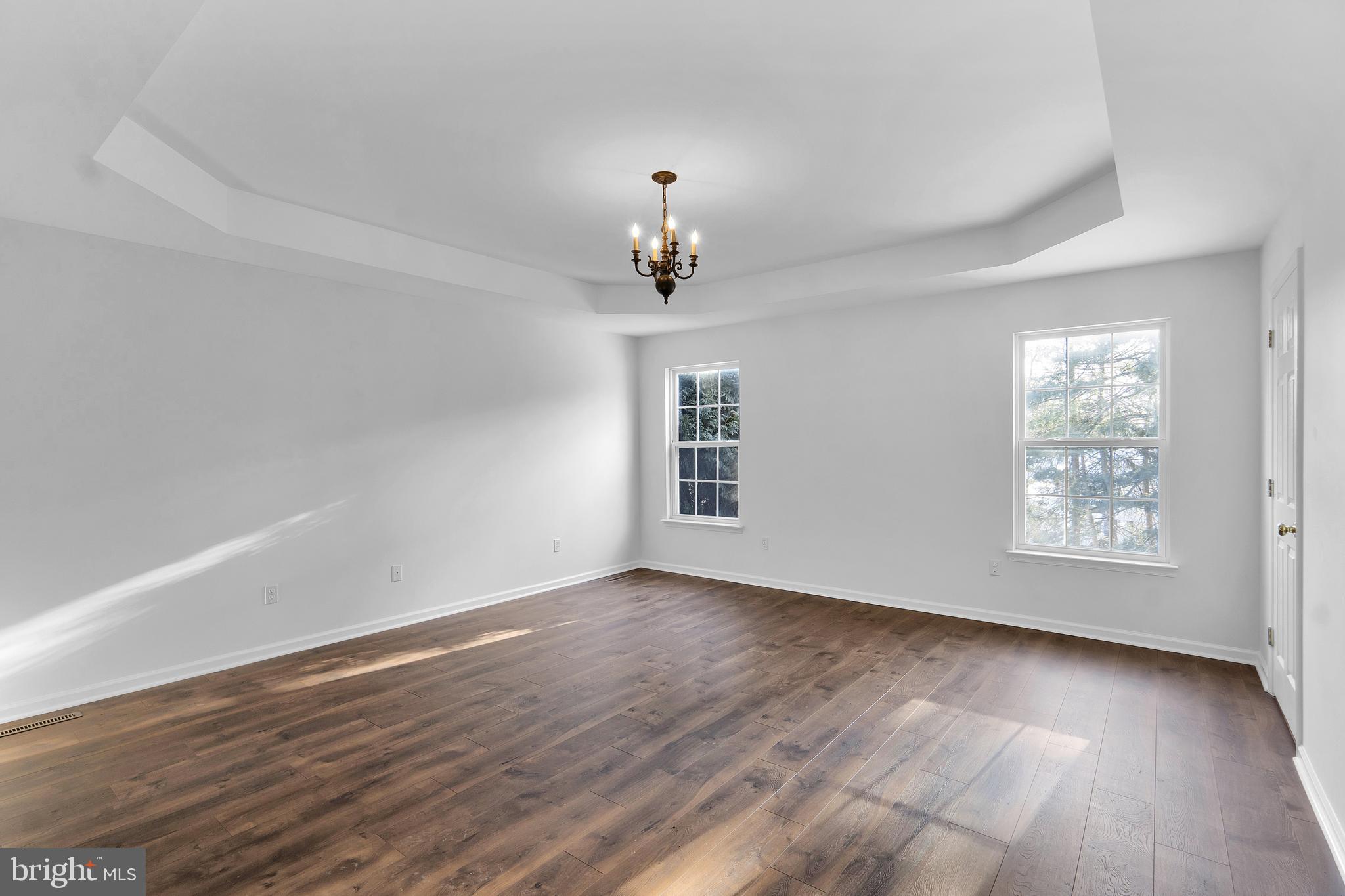 ROLLING MEADOWS - Residential