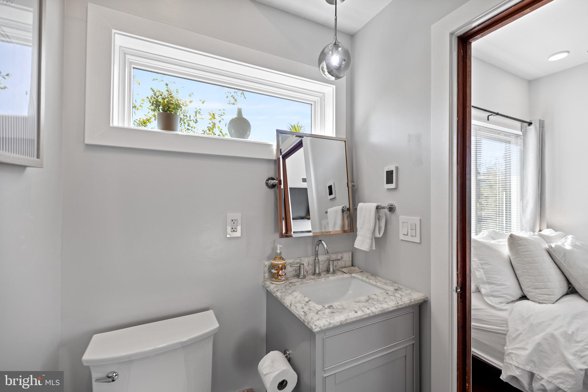 H STREET CORRIDOR - Residential Income