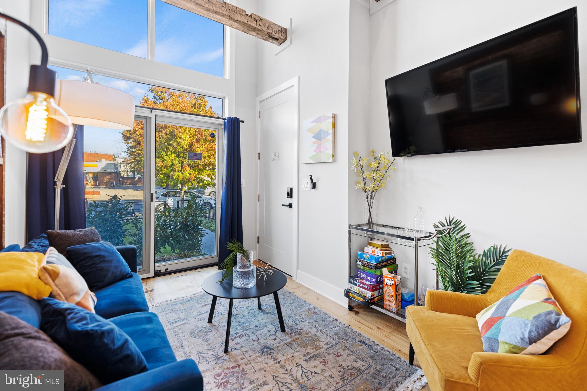 H STREET CORRIDOR - Residential Income