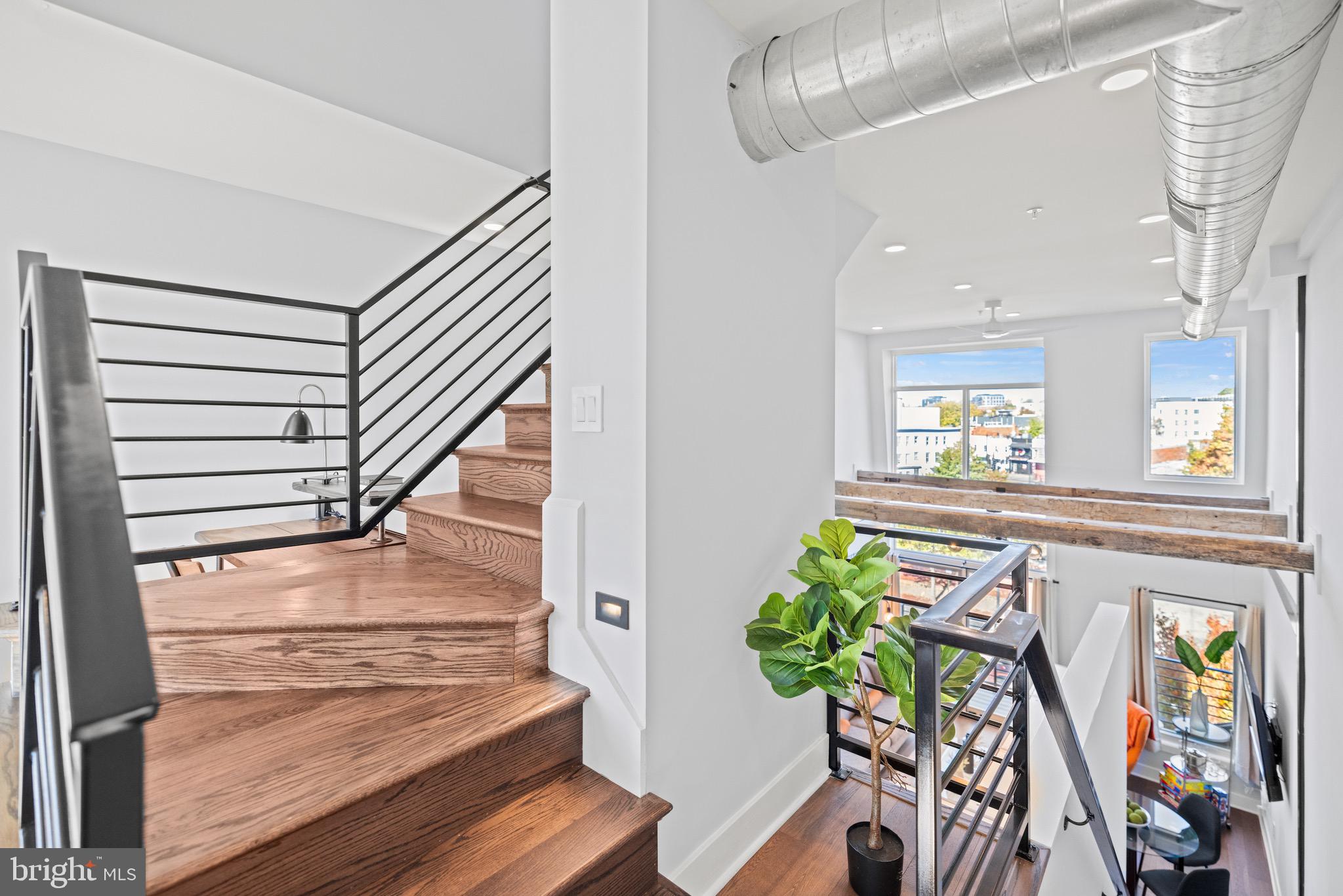 H STREET CORRIDOR - Residential Income