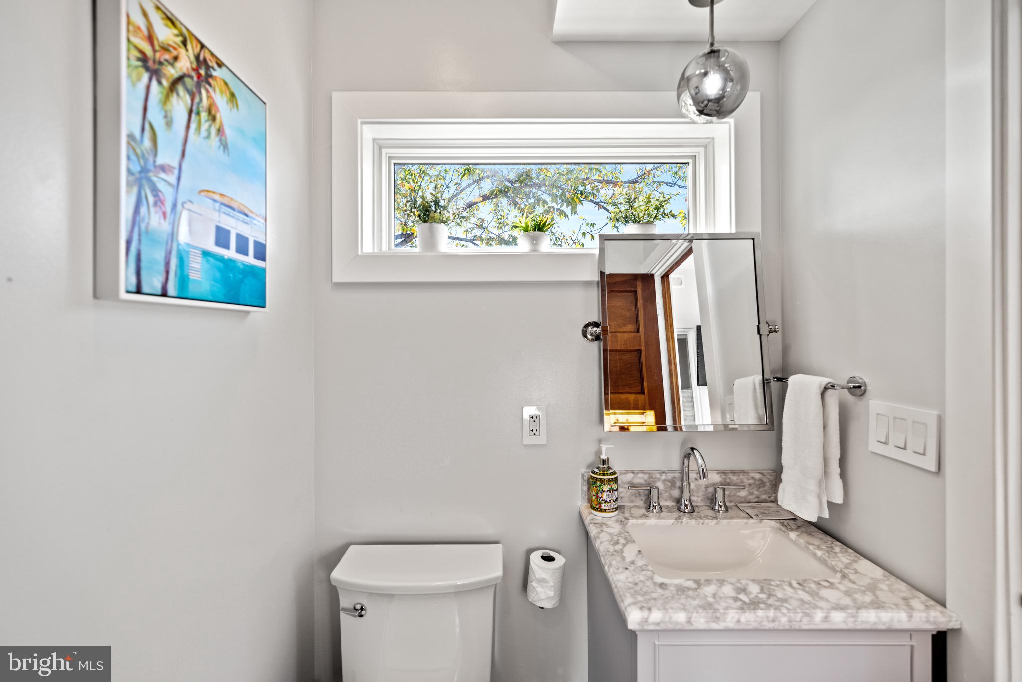 H STREET CORRIDOR - Residential Income